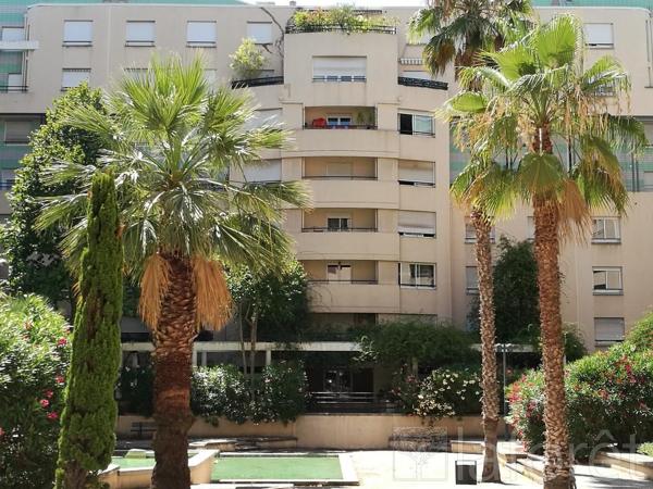 Location appartement près de MARSEILLE - 2 pièce(s) - 47 m² - 759 €/mois