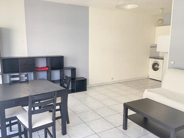 Location appartement près de MARSEILLE - 2 pièce(s) - 47 m² - 759 €/mois