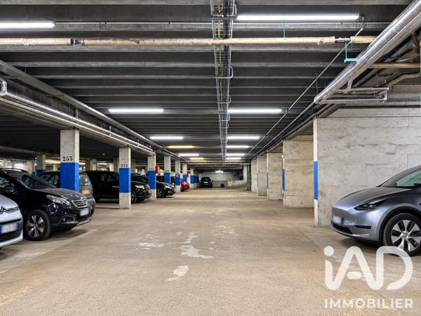 Parking à vendre 15 m² Paris 19