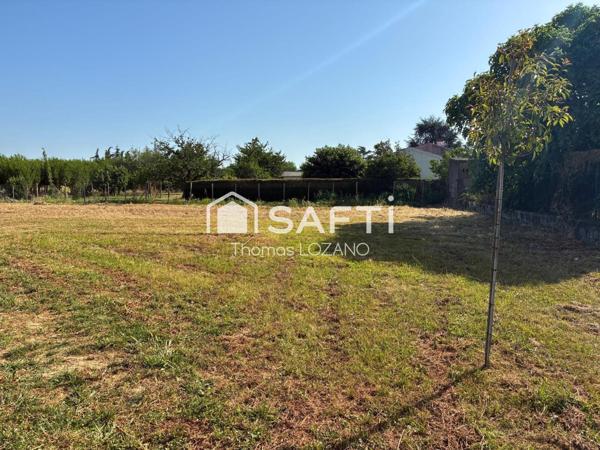 Terrain a batir de 551 m2 Plat et viabilisé