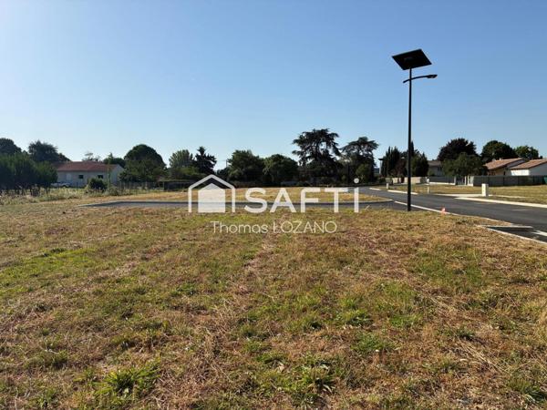 Terrain a batir de 551 m2 Plat et viabilisé