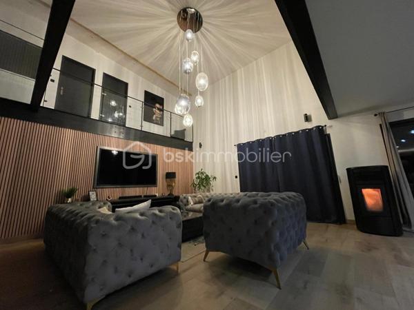 Local d activites de 240 m²