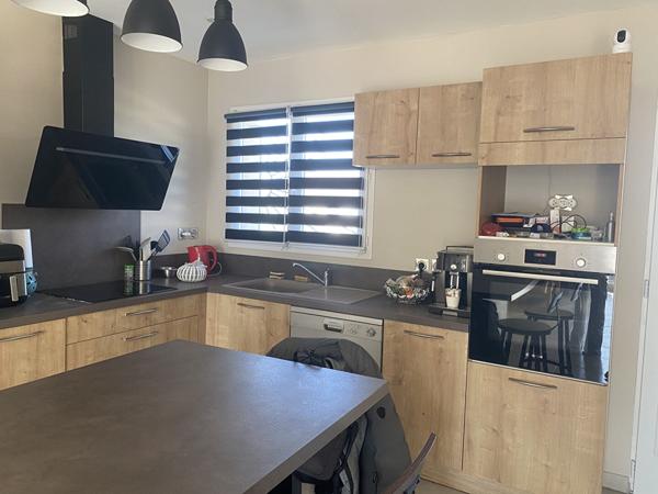 Maison Sorgues 4 pièce(s) 87 m2