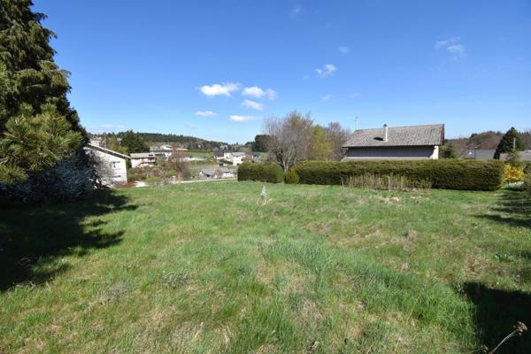 Maison à vendre 7 pièces avec terrain constructible SAINT AGREVE (07)