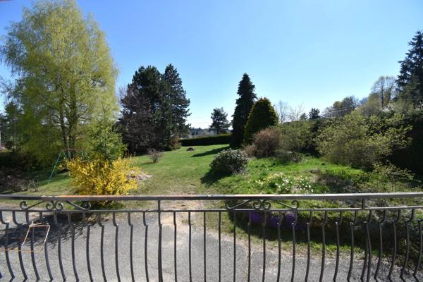 Maison à vendre 7 pièces avec terrain constructible SAINT AGREVE (07)