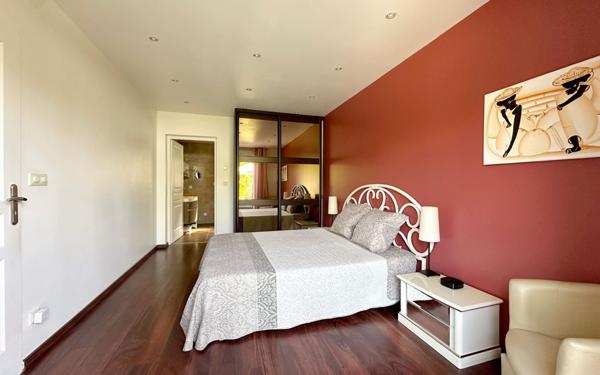 Maison à vendre    6 pièces • 219,15 m2 Herblay