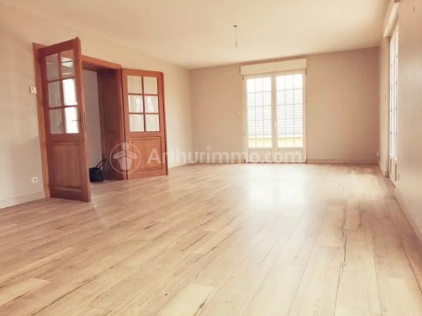 Vente Maison 10 pièces 250 m2 à Montbéliard