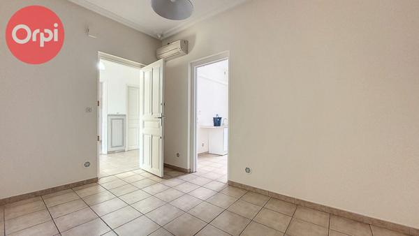 Immeuble à vendre    5 pièces •  Perpignan