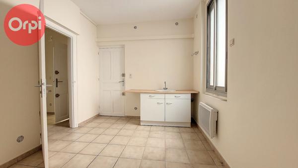 Immeuble à vendre    5 pièces •  Perpignan