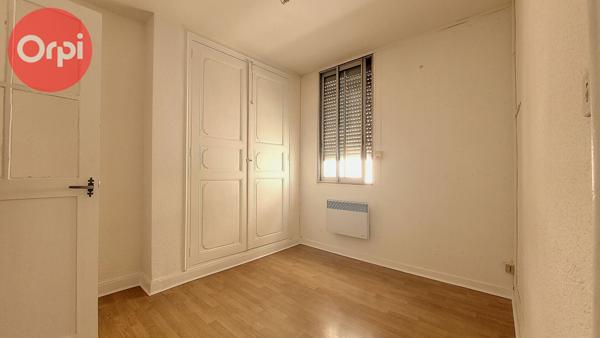 Immeuble à vendre    5 pièces •  Perpignan