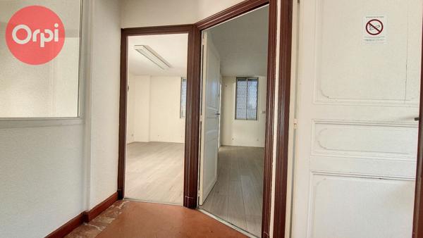 Immeuble à vendre    5 pièces •  Perpignan