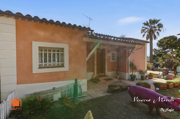 « Giens, l’exception à deux pas de la mer. »