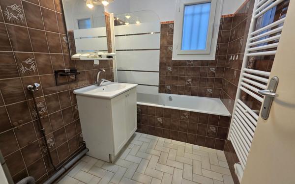 Appartement à louer    4 pièces • 99,81 m2 Sainte-Geneviève-des-Bois