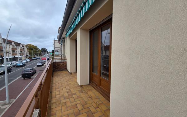 Appartement à louer    4 pièces • 99,81 m2 Sainte-Geneviève-des-Bois