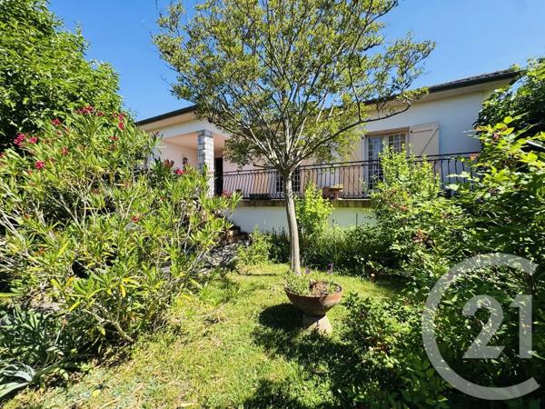 Maison à vendre  6 pièces - 188 m 2   GRAULHET  - 81