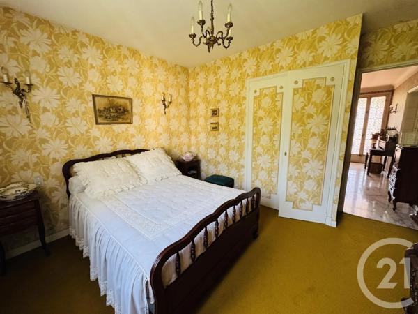 Maison à vendre  6 pièces - 188 m 2   GRAULHET  - 81