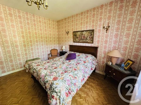 Maison à vendre  6 pièces - 188 m 2   GRAULHET  - 81