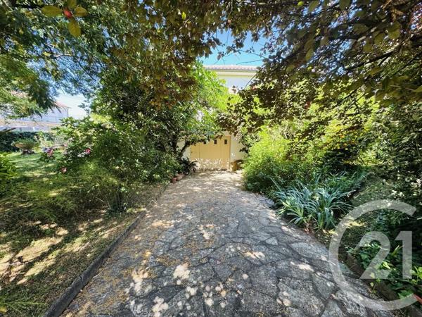 Maison à vendre  6 pièces - 188 m 2   GRAULHET  - 81
