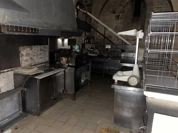 Poitiers (86000) CHAPELLE 120 M2 AVEC BUREAU 30 M2 A SAINT-HILAIRE !