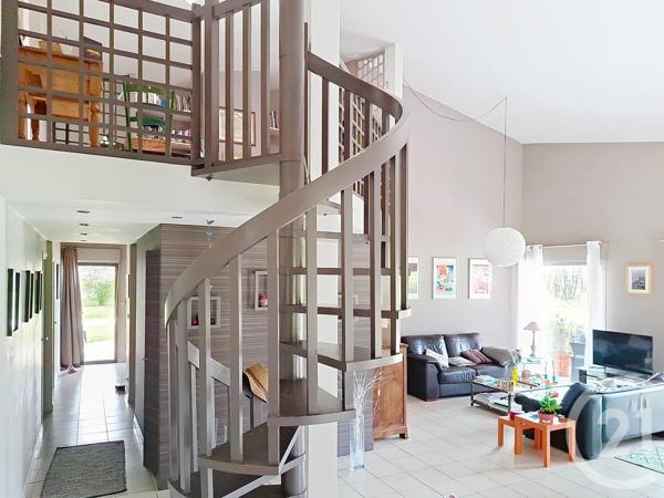 Maison à vendre  5 pièces - 162,60 m 2   LAVAUR  - 81