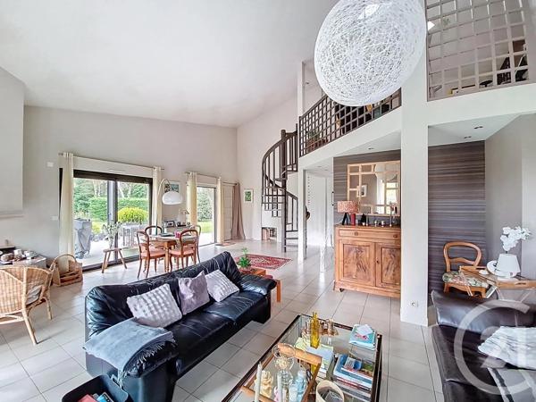 Maison à vendre  5 pièces - 162,60 m 2   LAVAUR  - 81