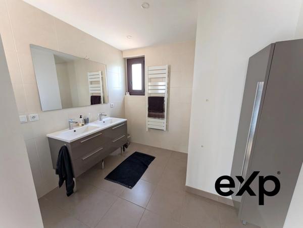 Maison à Marseillan Plage 235m² - terrain 3000m²