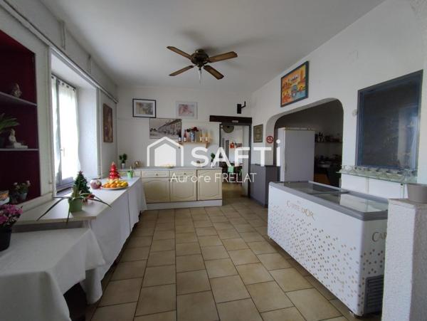 Ancien Hôtel, bar, restaurant