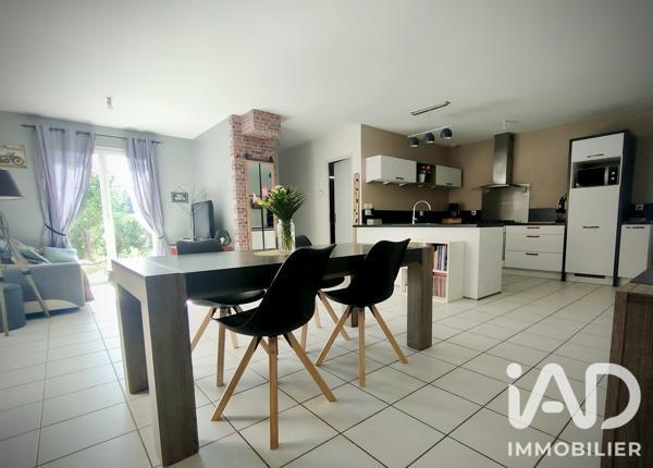Maison à vendre 5 pièces 101 m² Sampans