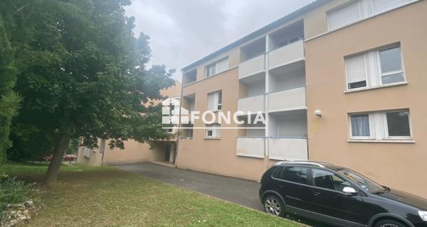 Location Studio 28.11 m² - Poitiers 86000