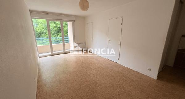 Location Studio 28.11 m² - Poitiers 86000