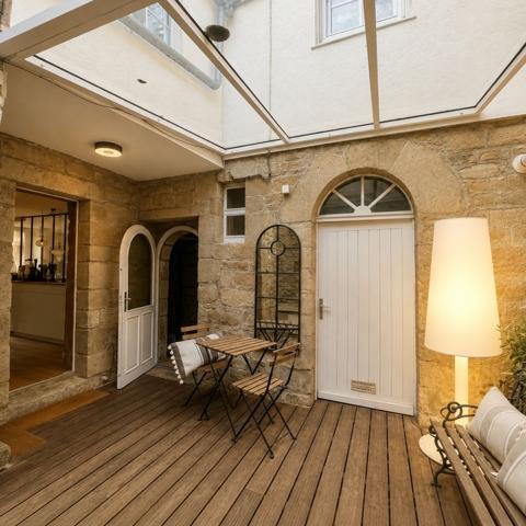 PROPRIETE DE CARACTERE 5 CHAMBRES centre ville de VANNES