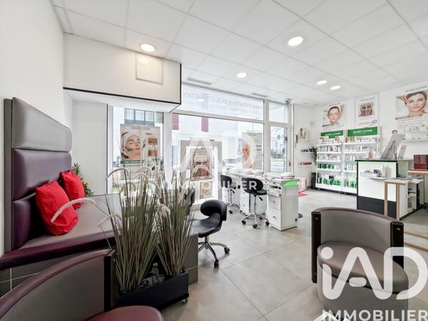 Esthétique, Coiffure​ à vendre 61 m² Montévrain