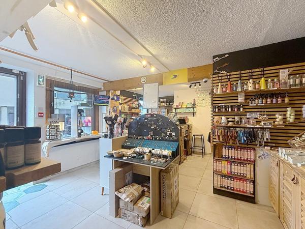 Fonds de commerce à vendre (74),FONDS DE COMMERCE; BAR TABAC; FDJ; RELAIS COLIS; EMPLACEMENT N°1;