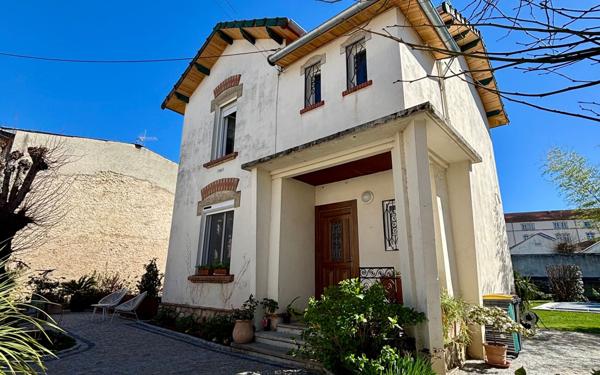 Maison à vendre    3 pièces • 115 m2 Castres