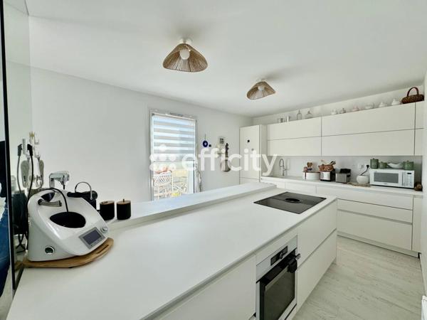 Appartement 3 pièces - 84 m²