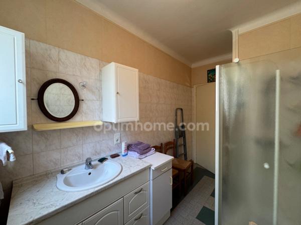 Maison des années 50’ avec terrasse et grand jardin - 4 pièces SAINT SULPICE LES FEUILLES (87)