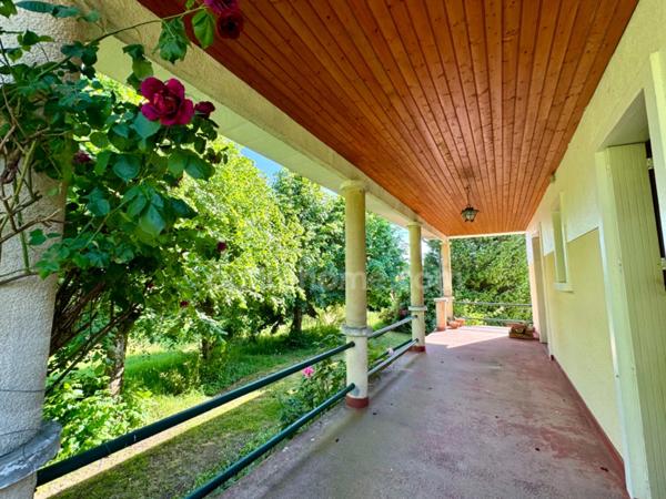 Maison des années 50’ avec terrasse et grand jardin - 4 pièces SAINT SULPICE LES FEUILLES (87)