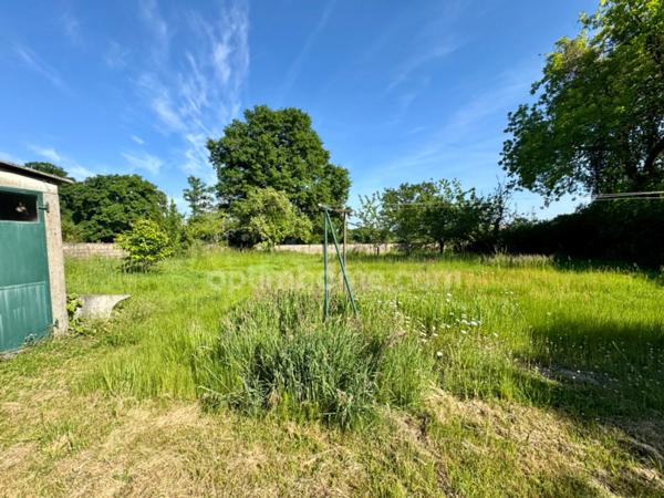Maison des années 50’ avec terrasse et grand jardin - 4 pièces SAINT SULPICE LES FEUILLES (87)