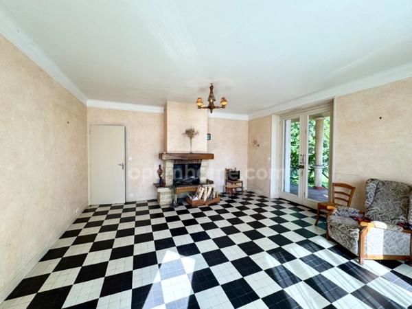 Maison des années 50’ avec terrasse et grand jardin - 4 pièces SAINT SULPICE LES FEUILLES (87)