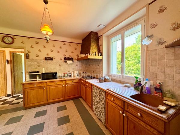 Maison des années 50’ avec terrasse et grand jardin - 4 pièces SAINT SULPICE LES FEUILLES (87)