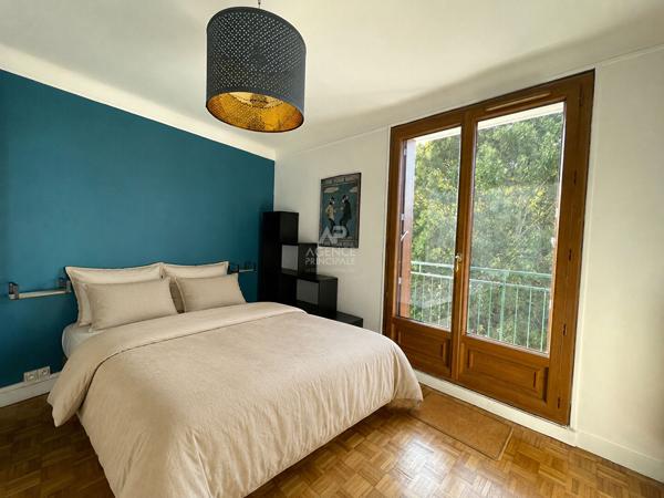 VIROFLAY - Appartement 2 pièces 330 000 € **  - Référence  732-C