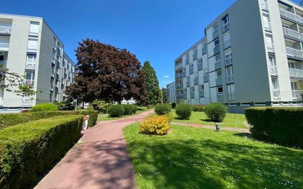 Appartement à louer    2 pièces • 58,20 m2 Mont-Saint-Aignan