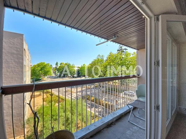 APPARTEMENT DE 100M² // 3 CH // CAVE // 1 PLACE PARKING // AV STRASBOURG METZ
