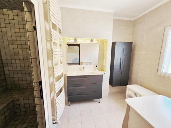 Maison 10 pièces - 240 m² Bien prestige