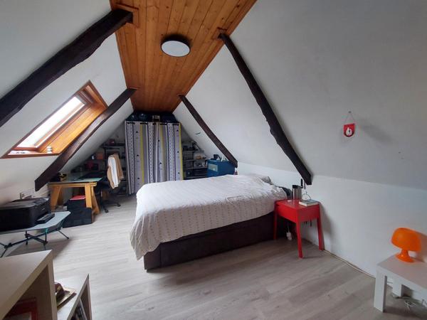 Maison à PLOUNEVEZ-MOEDEC, 22810 - 7 pièces 160m²