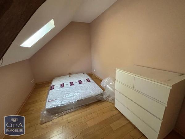 Appartement à louer 3 pièces 70.7m² Eyraud-Crempse-Maurens (24140)