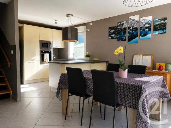 Maison à vendre  3 pièces - 72,65 m 2   LES MARCHES  - 73