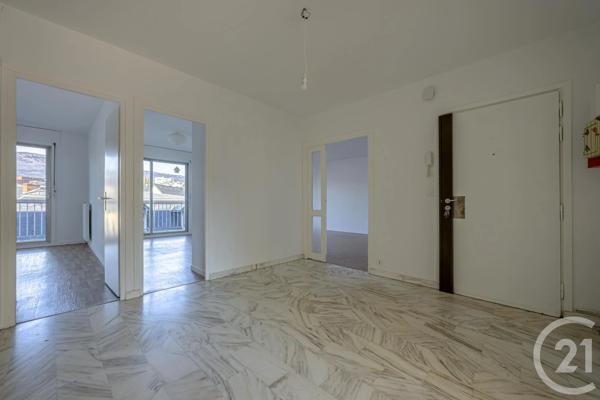 Appartement T4 à vendre  4 pièces - 106,34 m 2   CHAMBERY  - 73