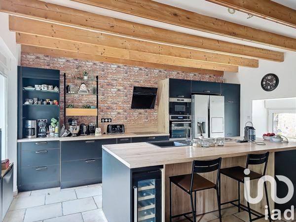 Longère 7 pièces de 167 m² à Pleubian (22610)