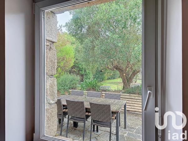 Longère 7 pièces de 167 m² à Pleubian (22610)